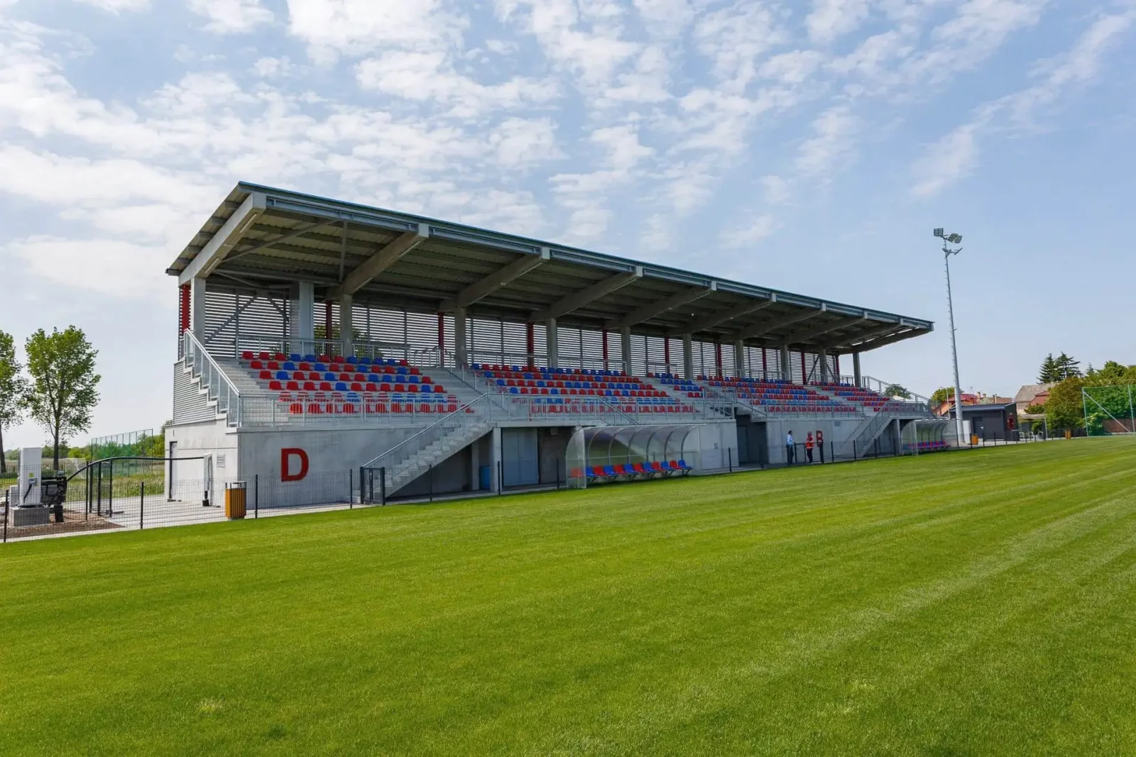 Újfehértó sports field development